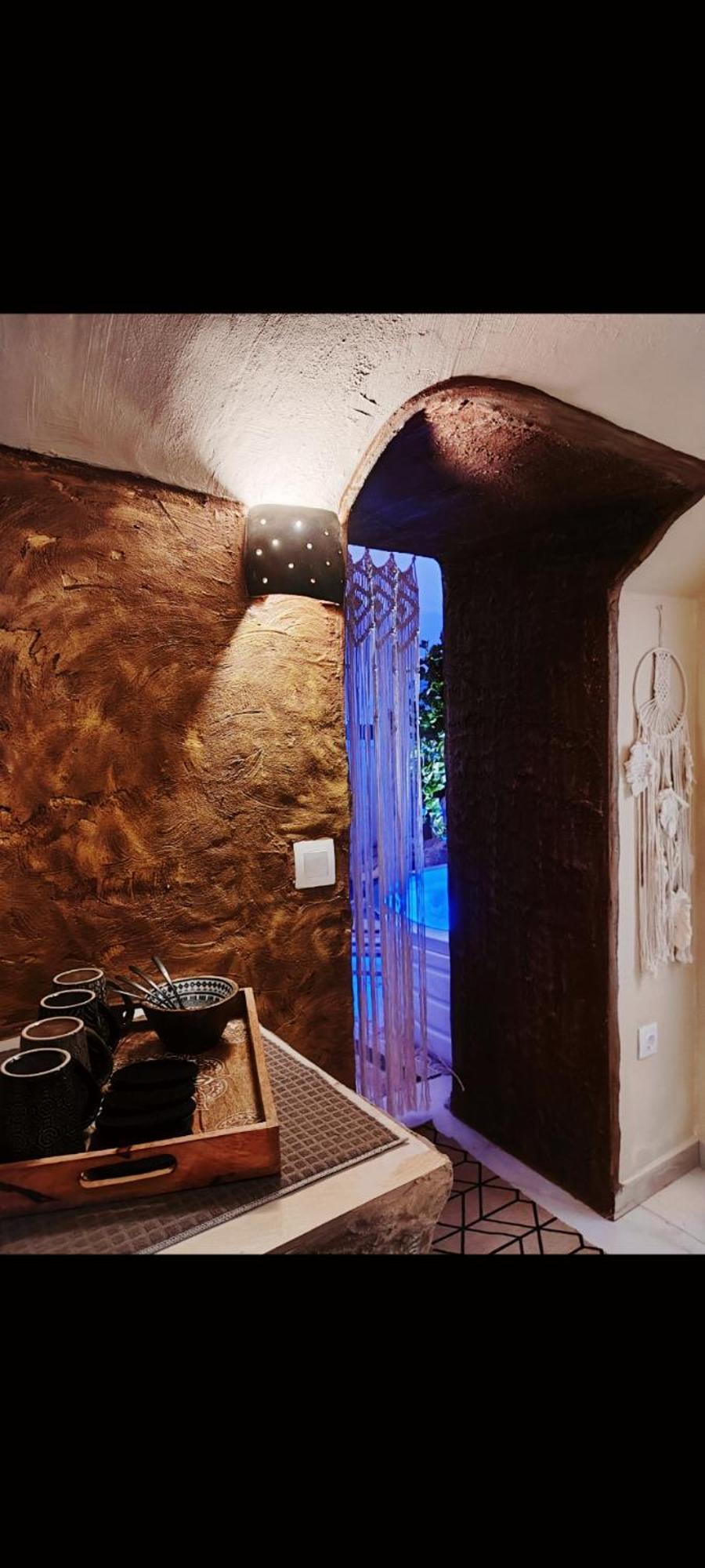 Lejlighed Ethnic Cave *