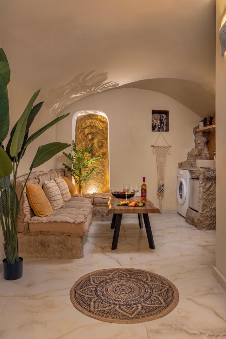 Lejlighed Ethnic Cave
